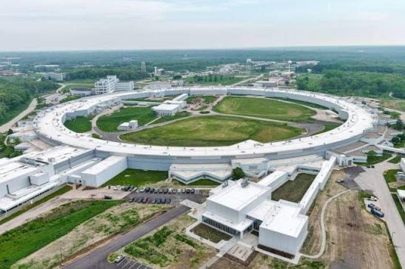 Advanced Photon Source (APS)