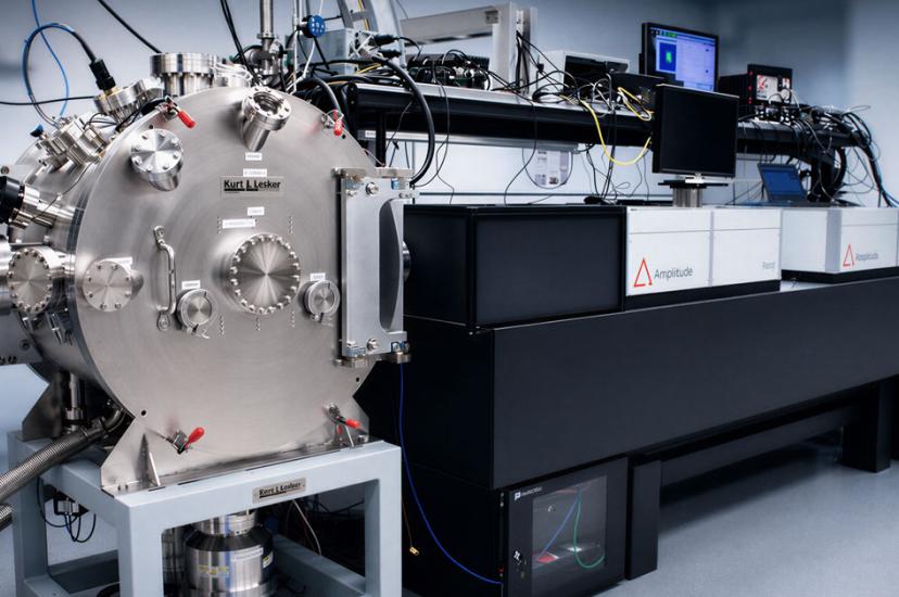 GALADRIEL lab ultra-short pulse sapphire laser system