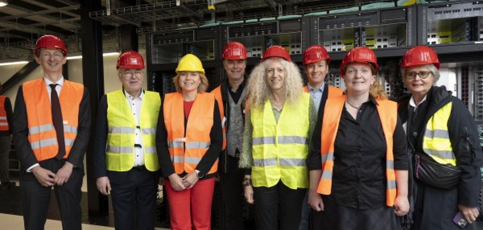 JSC leaders pose for a photograph with EU commissioner