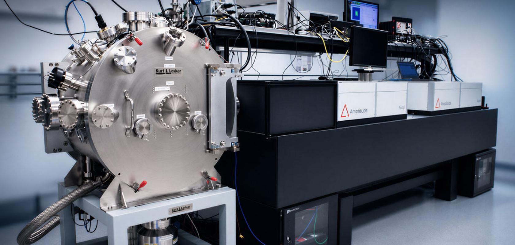 GALADRIEL lab ultra-short pulse sapphire laser system
